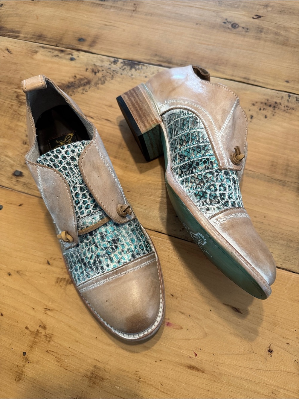 NWOT Freebird by Steven Mabel Oxford Shoes Size 10 Leather Snakeskin Print - Picture 3 of 10